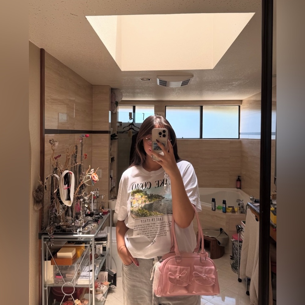 Pink Bow Shoulder Bag + Bag Charm - Picture 7 of 13